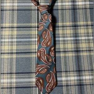Mario Valentino 100% Italian Silk Tie